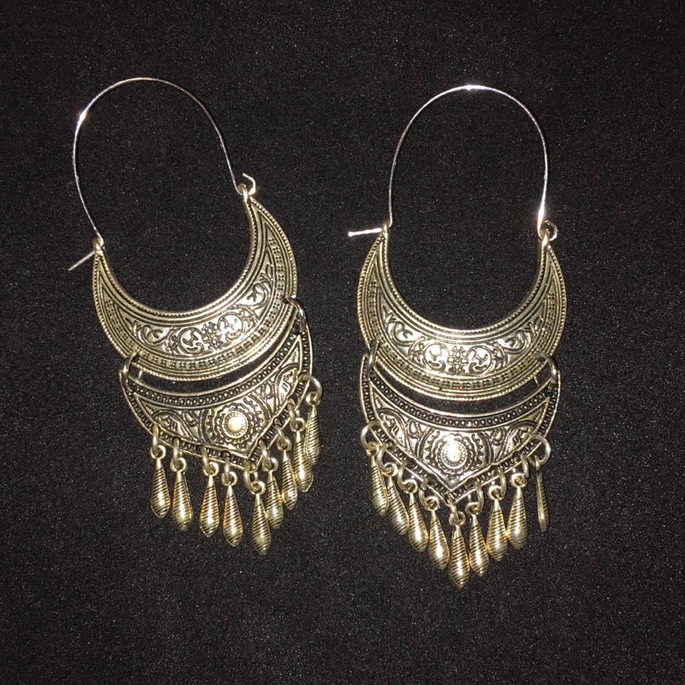 Costume earrings